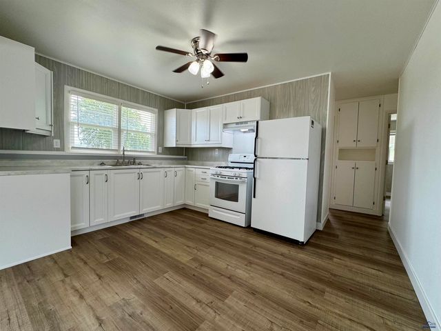 2725 ELM AVE, Rapid City, SD 57701