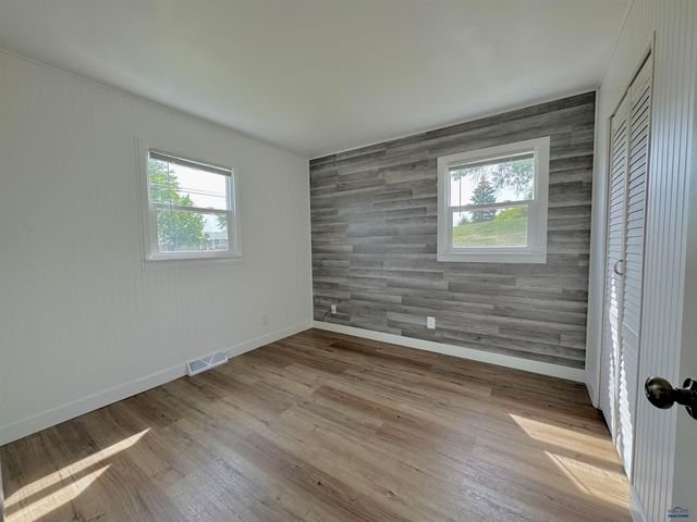 2725 ELM AVE, Rapid City, SD 57701