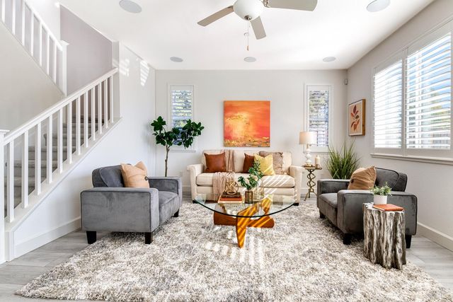 704 Granite Ln, Fairfield, CA 94534