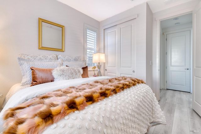 704 Granite Ln, Fairfield, CA 94534