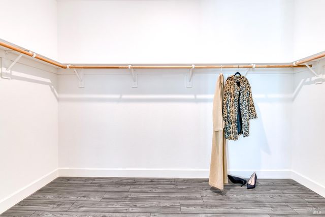 704 Granite Ln, Fairfield, CA 94534