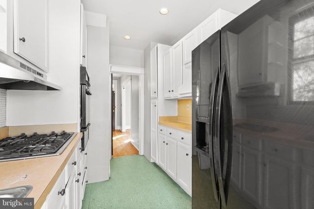 2522 PARK PL SE, Washington, DC 20020