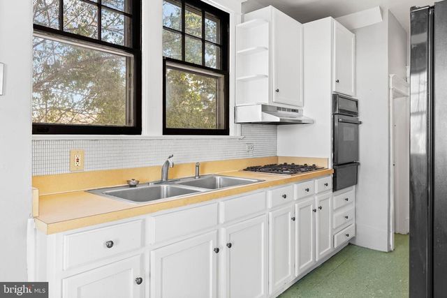 2522 PARK PL SE, Washington, DC 20020