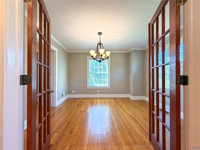 1400 Old Burrstone Road, Utica, NY 13502