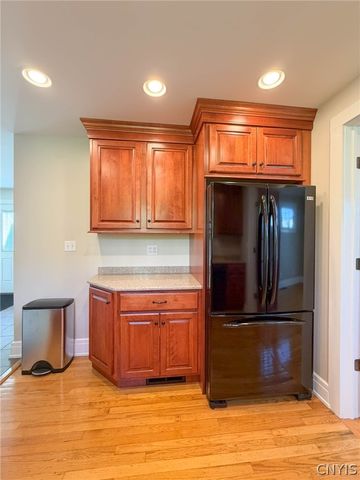 1400 Old Burrstone Road, Utica, NY 13502