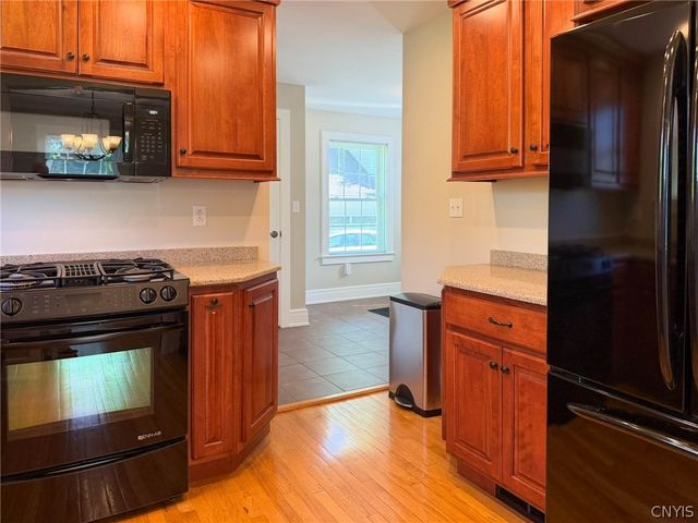 1400 Old Burrstone Road, Utica, NY 13502