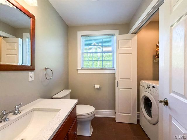 1400 Old Burrstone Road, Utica, NY 13502