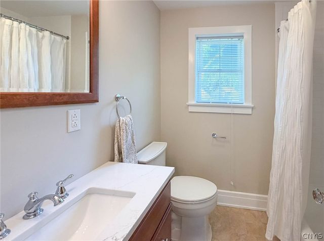 1400 Old Burrstone Road, Utica, NY 13502