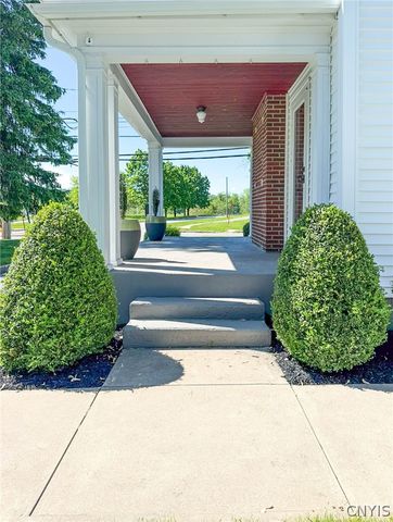 1400 Old Burrstone Road, Utica, NY 13502