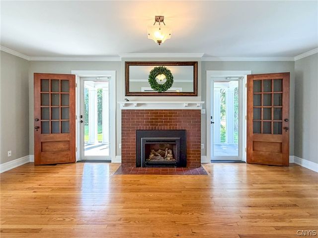 1400 Old Burrstone Road, Utica, NY 13502