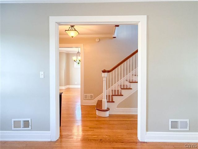 1400 Old Burrstone Road, Utica, NY 13502