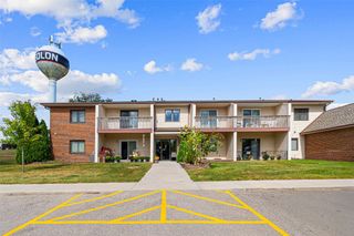 730 S Market Street 12, Solon, IA 52333