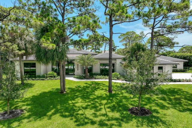 5382 Sea Biscuit Road, Palm Beach Gardens, FL 33418
