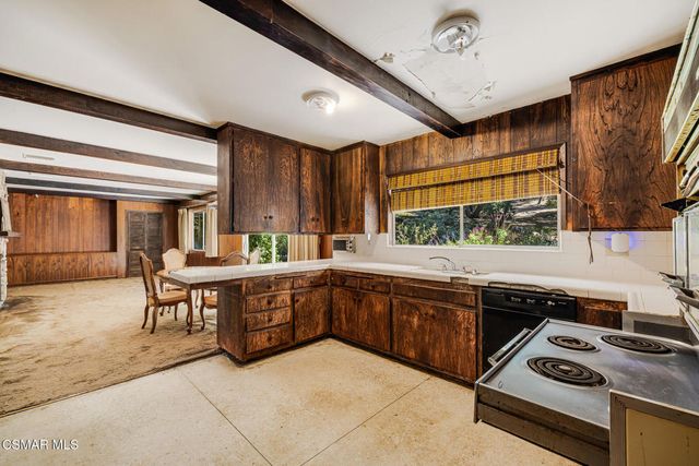 25820 Piuma Road, Calabasas, CA 91302