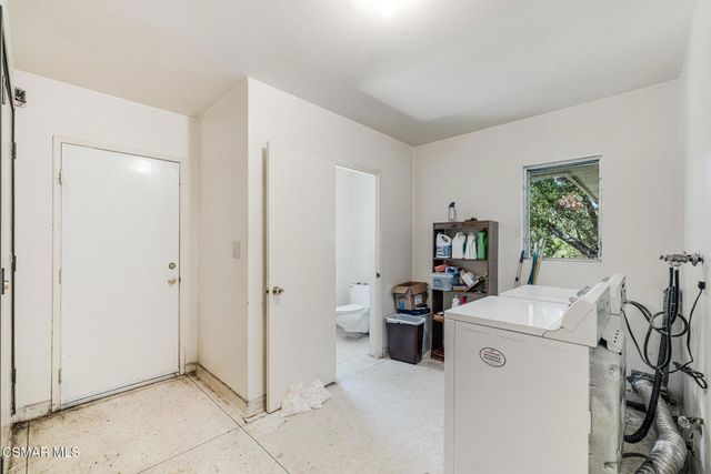 25820 Piuma Road, Calabasas, CA 91302