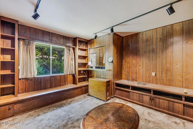 25820 Piuma Road, Calabasas, CA 91302