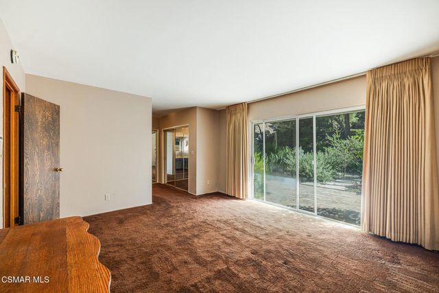 25820 Piuma Road, Calabasas, CA 91302