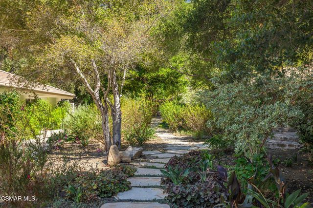 25820 Piuma Road, Calabasas, CA 91302