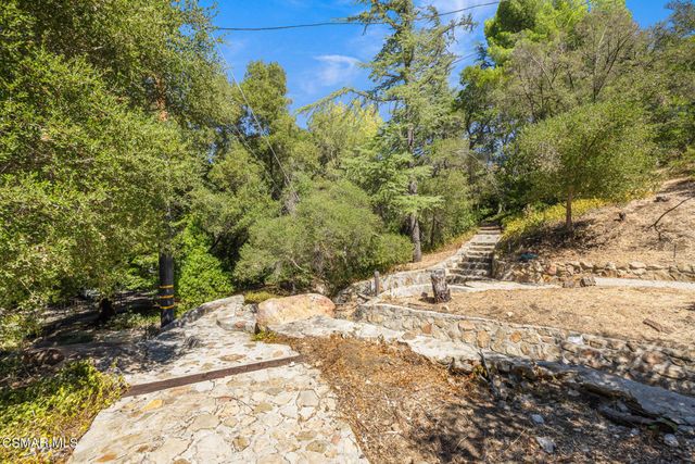 25820 Piuma Road, Calabasas, CA 91302