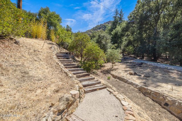 25820 Piuma Road, Calabasas, CA 91302