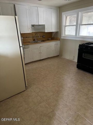 660 Mauer Road, El Paso, TX 79915