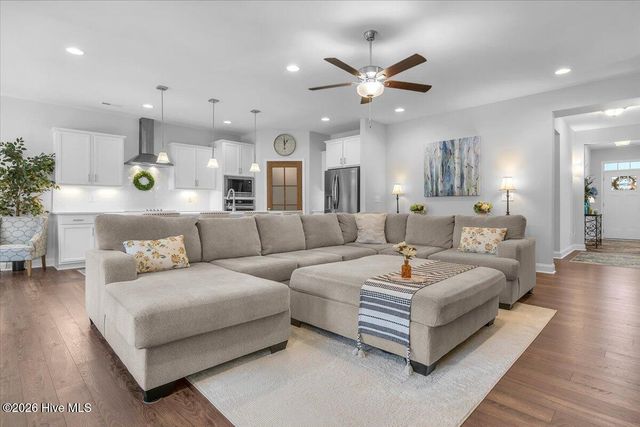 1632 E New Carraway Place SE, Bolivia, NC 28422