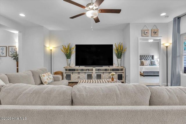 1632 E New Carraway Place SE, Bolivia, NC 28422