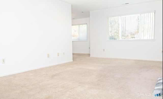 211 Windgate Circle B, Monroe, CT 06468