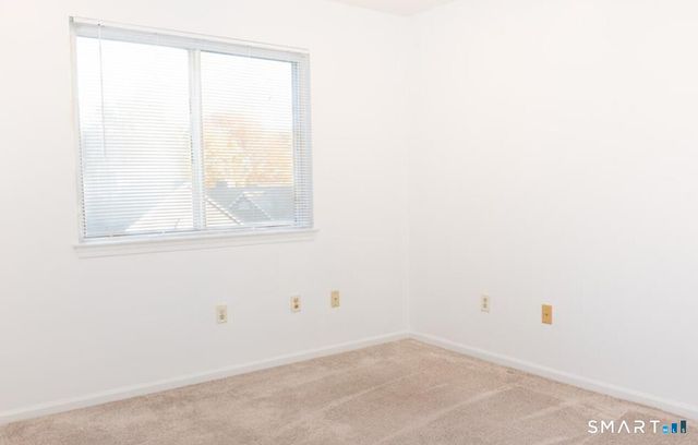 211 Windgate Circle B, Monroe, CT 06468