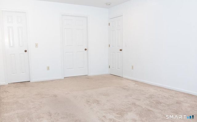 211 Windgate Circle B, Monroe, CT 06468