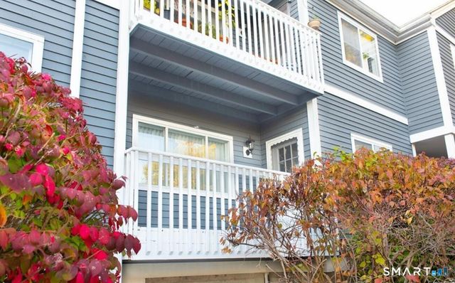 211 Windgate Circle B, Monroe, CT 06468