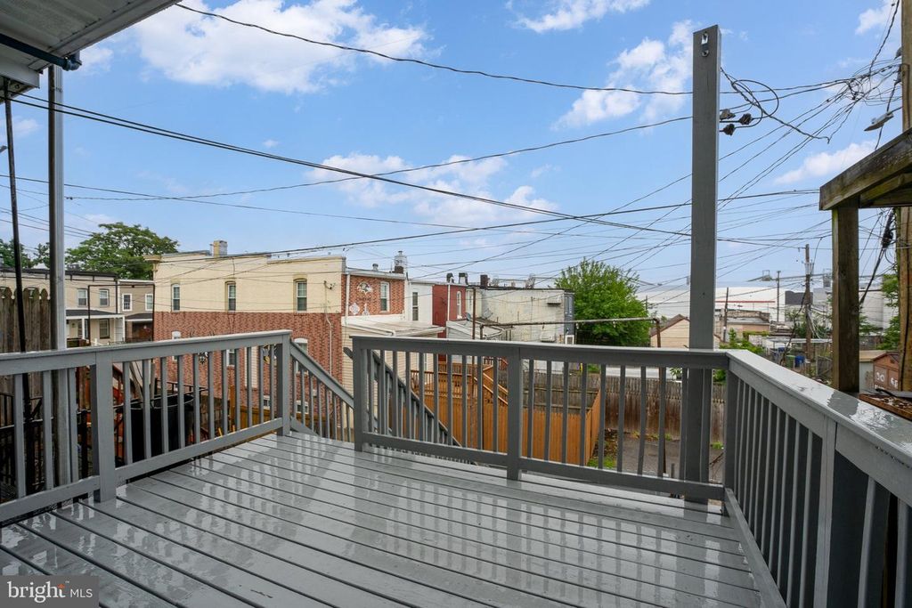 Image 29 of property listing at 4711 PENNINGTON AVE, Baltimore, MD 21226