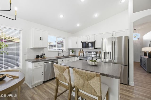 17012 S 27TH Place, Phoenix, AZ 85048