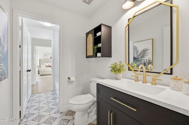 17012 S 27TH Place, Phoenix, AZ 85048