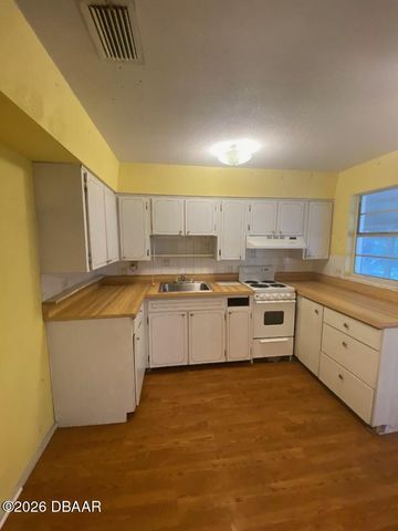 1502 Tuscaloosa Avenue, Holly Hill, FL 32117