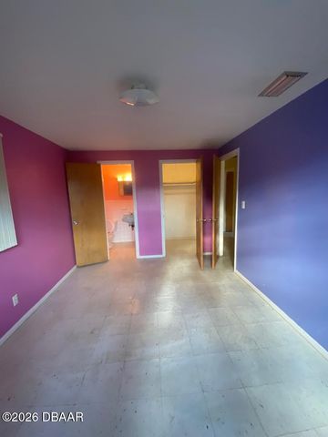 1502 Tuscaloosa Avenue, Holly Hill, FL 32117