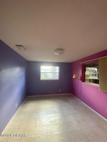 1502 Tuscaloosa Avenue, Holly Hill, FL 32117