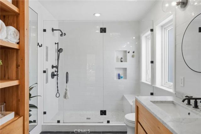 5636 Matilija, Valley Glen, CA 91401