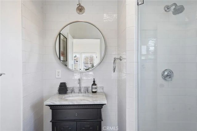 5636 Matilija, Valley Glen, CA 91401