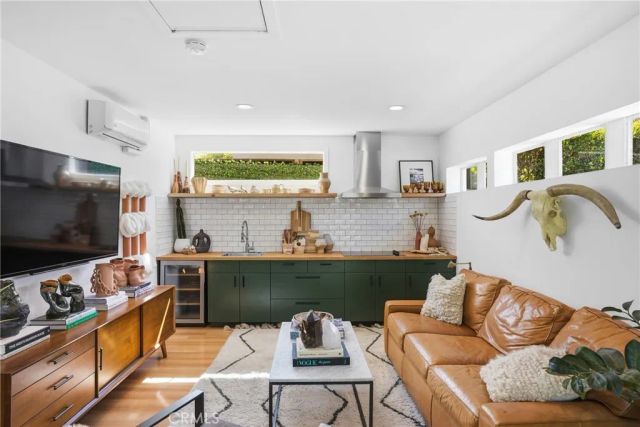 5636 Matilija, Valley Glen, CA 91401