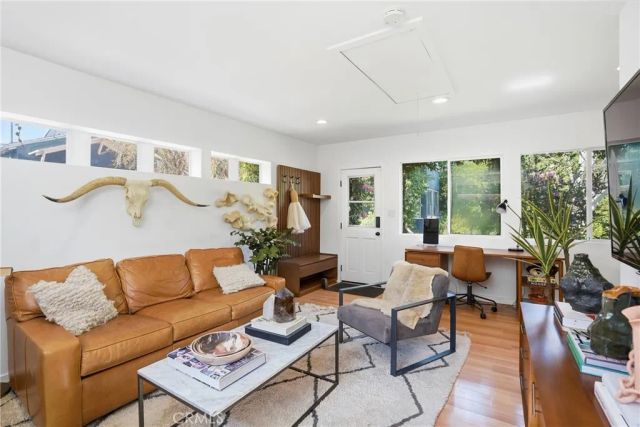 5636 Matilija, Valley Glen, CA 91401