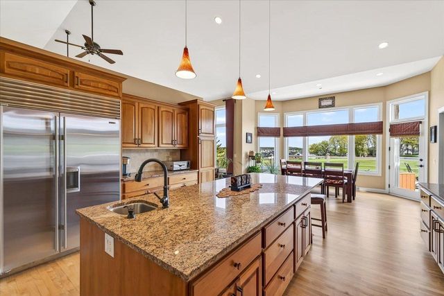 1053 Winged Foot Drive, Oregon, WI 53575