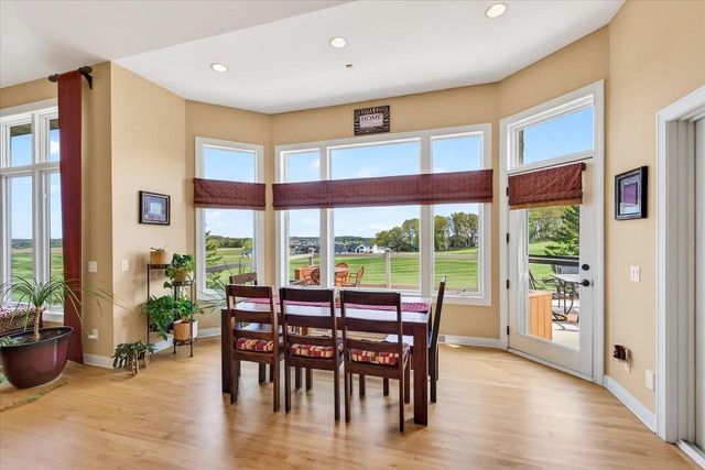 1053 Winged Foot Drive, Oregon, WI 53575