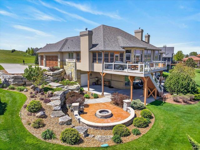 1053 Winged Foot Drive, Oregon, WI 53575
