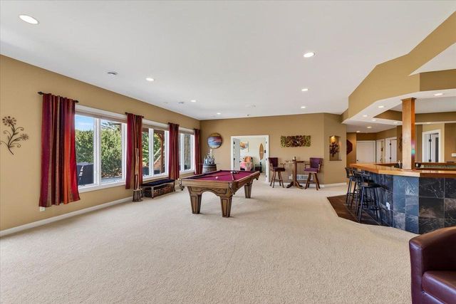 1053 Winged Foot Drive, Oregon, WI 53575