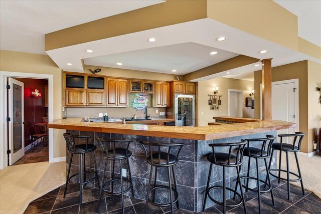1053 Winged Foot Drive, Oregon, WI 53575