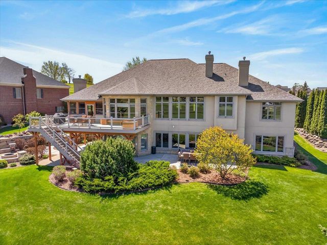 1053 Winged Foot Drive, Oregon, WI 53575