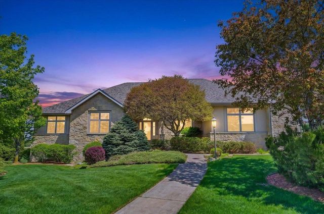 1053 Winged Foot Drive, Oregon, WI 53575