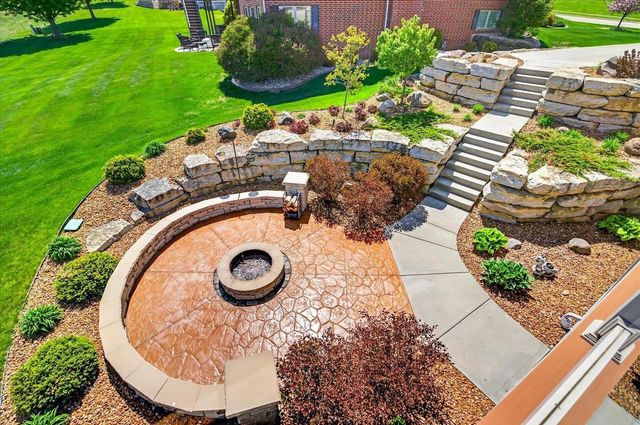 1053 Winged Foot Drive, Oregon, WI 53575
