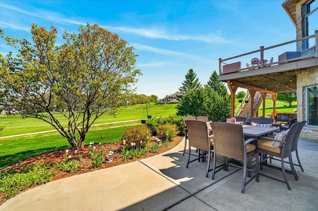 1053 Winged Foot Drive, Oregon, WI 53575